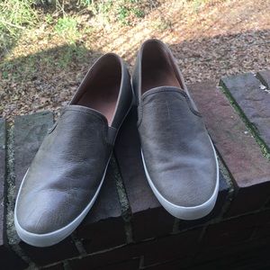 Frye Dylan Slip On. 8.5